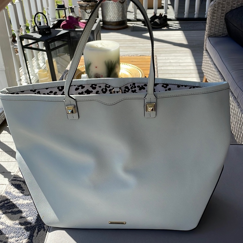 Tote mint green with mint green and black leopard inside pattern